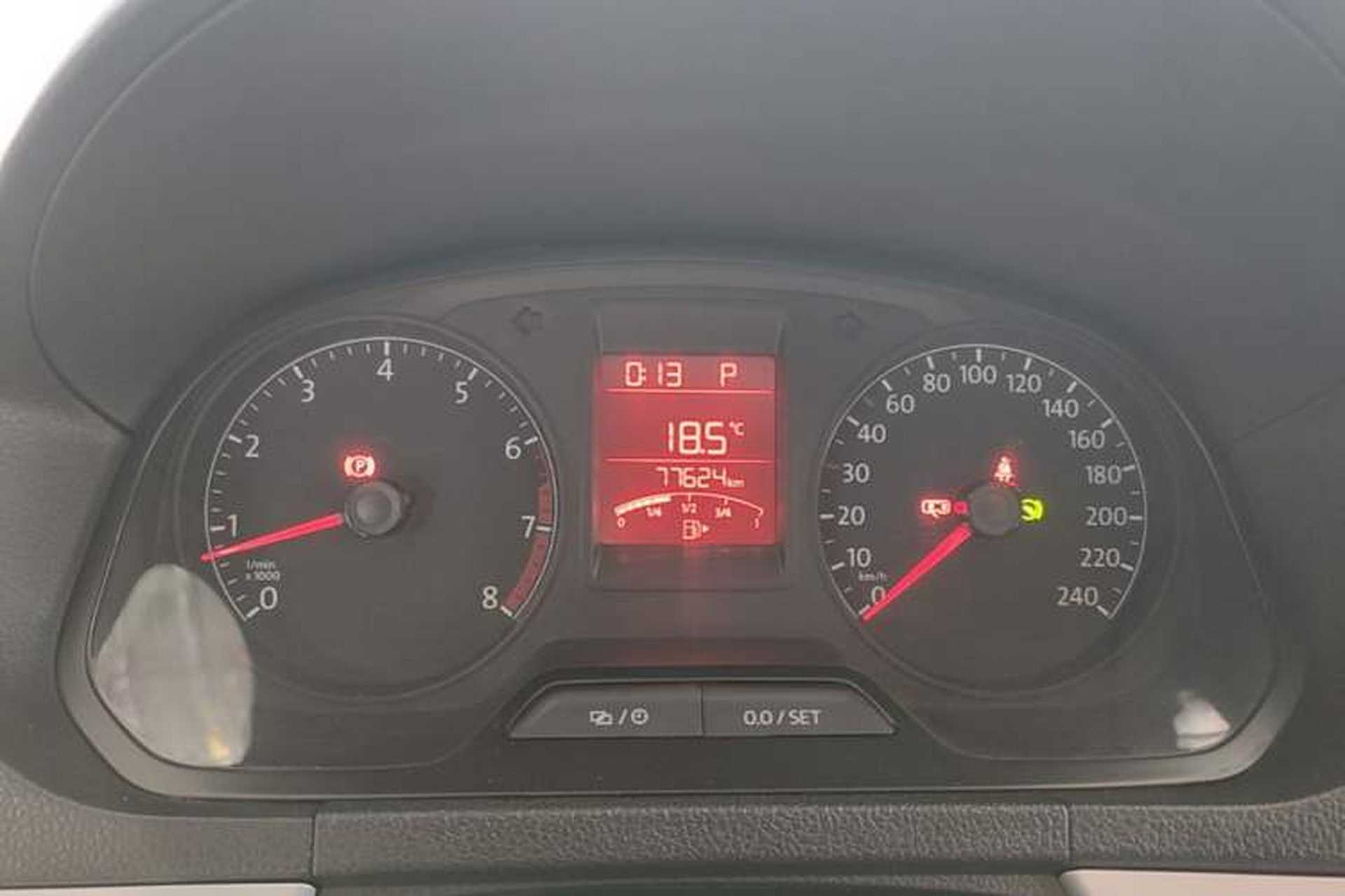 Used Volkswagen Jetta 2015 Value Edition 1.6L Automatic Comfort Version Instrument Cluster