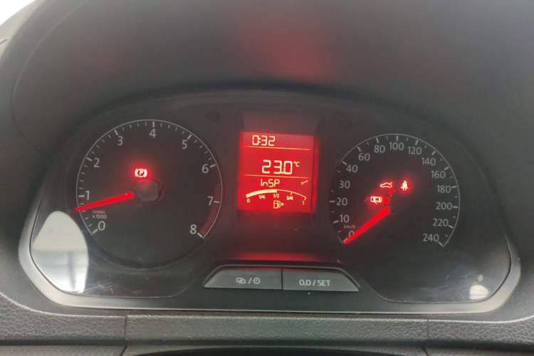 Used Volkswagen Jetta 2015 Value Edition 1.6L Manual Fashionable Style Instrument Cluster