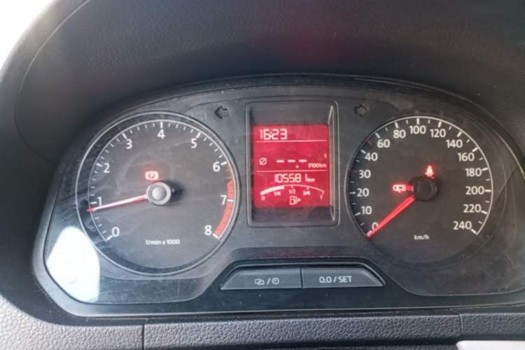 Used Volkswagen Jetta 2015 1.6L Manual Comfort Model Instrument Cluster