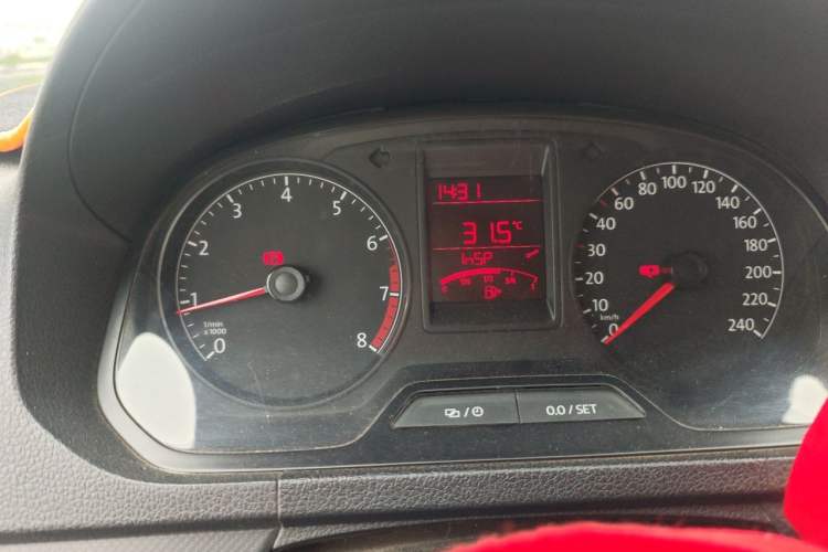 Used Volkswagen Jetta 2015 1.4L Manual Fashion Model Instrument Cluster