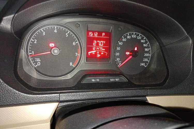 Used Volkswagen Jetta 2015 Value Edition 1.6L Automatic Fashion Version Instrument Cluster