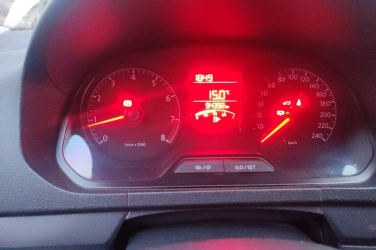 Used Volkswagen Jetta 2015 Value Edition 1.6L Manual Fashionable Style Instrument Cluster