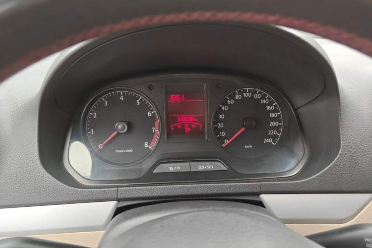 Used Volkswagen Jetta 2015 1.6L Automatic Comfort Model Instrument Cluster
