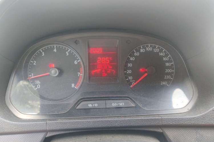 Used Volkswagen Jetta 2015 Zhuihui Edition 1.4L Manual Fashion Model Instrument Cluster