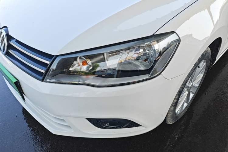 Used Volkswagen Jetta 2015 1.4L Manual Comfort Model Left Front Headlight
