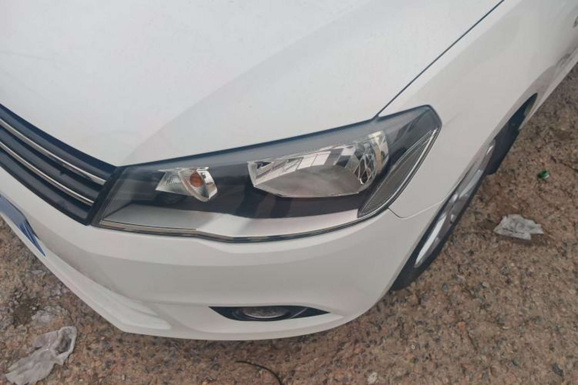 Used Volkswagen Jetta 2015 1.6L Automatic Comfort Model Left Front Headlight