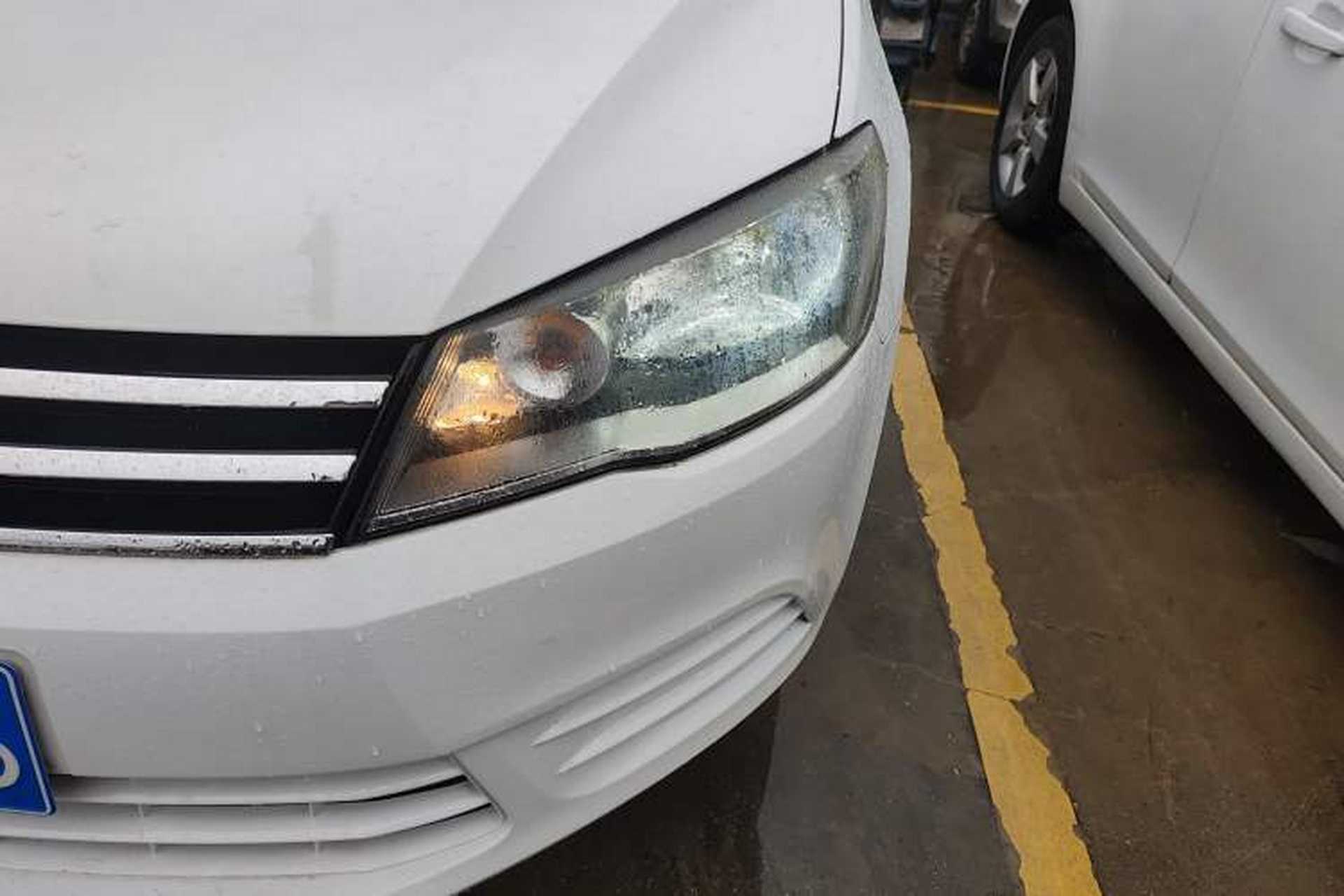 Used Volkswagen Jetta 2015 1.6L Manual Fashion Edition Left Front Headlight