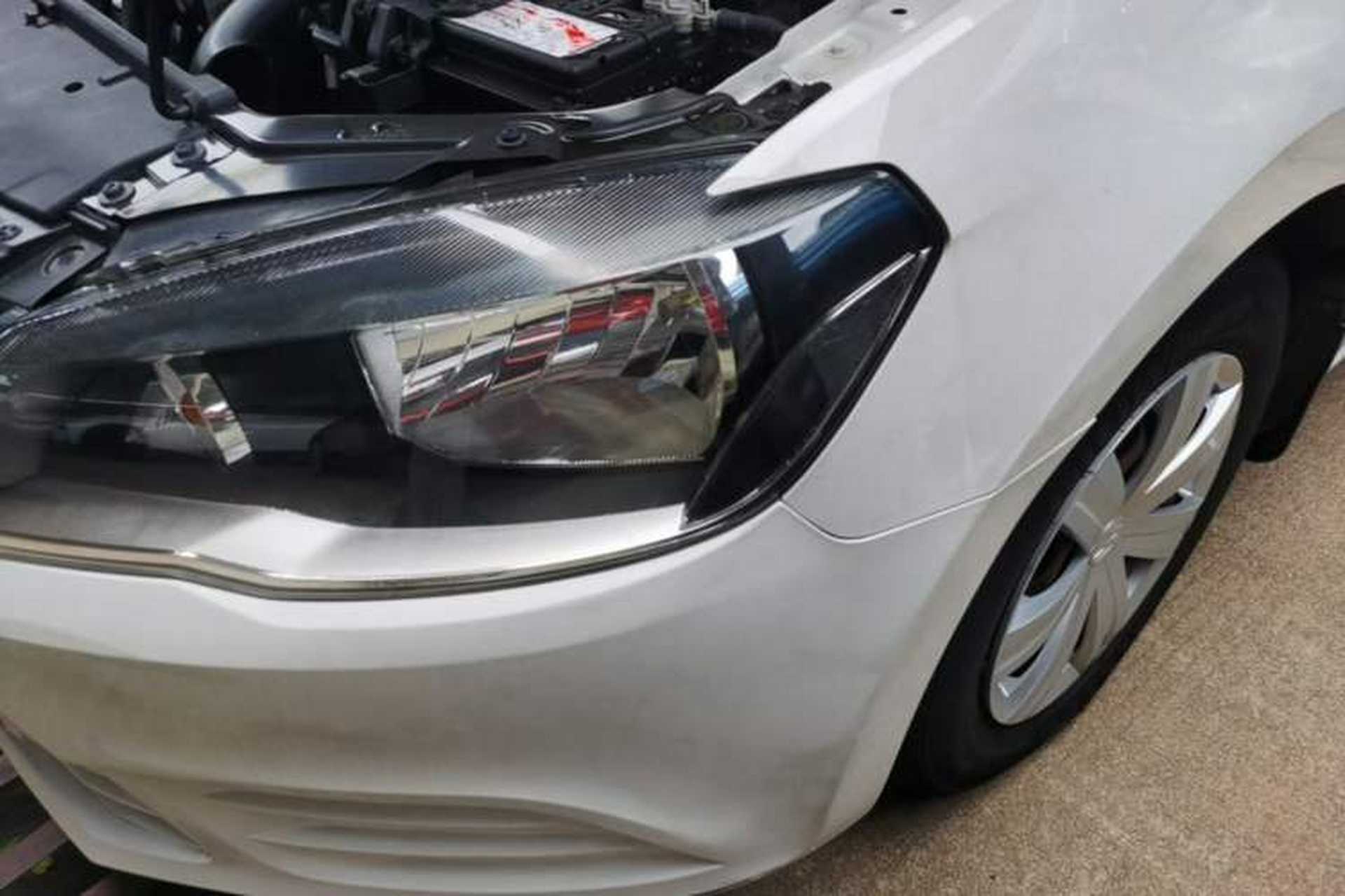 Used Volkswagen Jetta 2015 Value Edition 1.6L Automatic Fashion Version Left Front Headlight