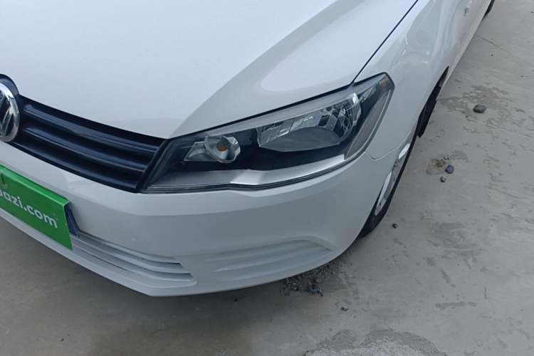 Used Volkswagen Jetta 2015 Value Edition 1.6L Automatic Fashion Version Left Front Headlight