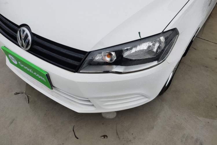 Used Volkswagen Jetta 2015 Value Edition 1.6L Manual Fashionable Style Left Front Headlight
