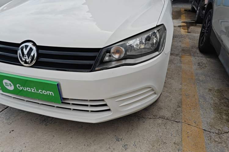 Used Volkswagen Jetta 2015 Value Edition 1.6L Automatic Fashion Version Left Front Headlight