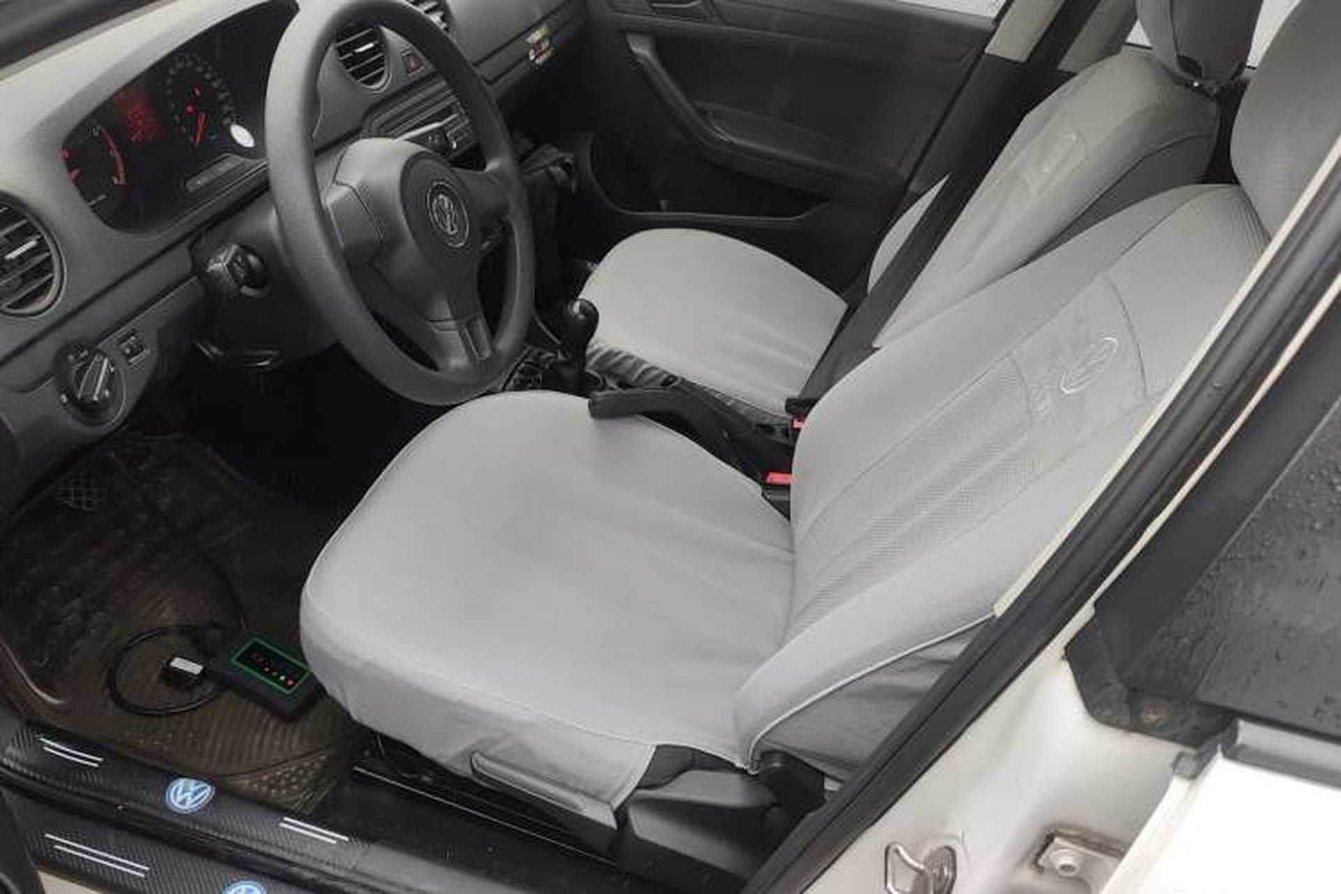 Used Volkswagen Jetta 2015 1.6L Manual Fashion Edition Left Front Seat