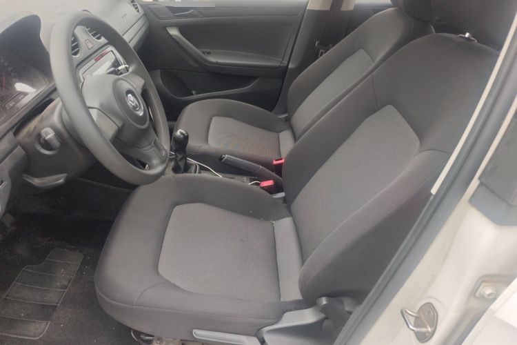 Used Volkswagen Jetta 2015 1.4L Manual Fashion Model Left Front Seat