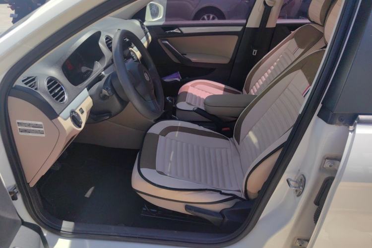 Used Volkswagen Jetta 2015 Zhuihui Edition 1.6L Manual Comfort Model Left Front Seat