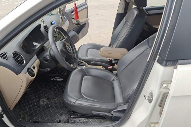 Used Volkswagen Jetta 2015 1.6L Automatic Comfort Model Left Front Seat