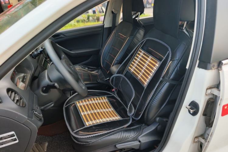 Used Volkswagen Jetta 2015 Zhuihui Edition 1.4L Manual Fashion Model Left Front Seat