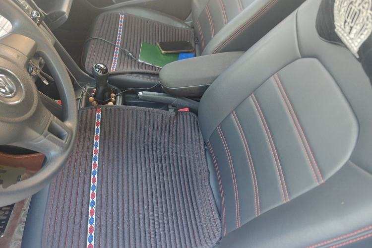 Used Volkswagen Jetta 2015 Zhuihui Edition 1.6L Manual Comfort Model Left Front Seat