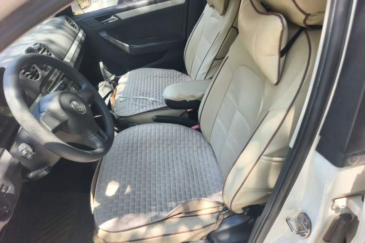 Used Volkswagen Jetta 2015 1.6L Automatic Comfort Model Left Front Seat