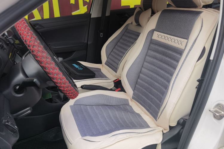 Used Volkswagen Jetta 2015 Zhuihui Edition 1.4L Manual Fashion Model Left Front Seat