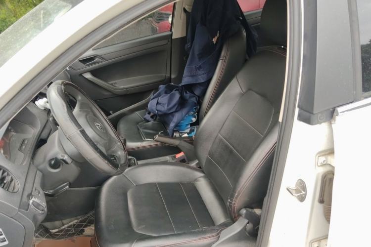 Used Volkswagen Jetta 2015 1.4L Manual Fashion Model Left Front Seat
