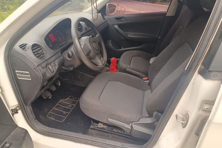 Used Volkswagen Jetta 2015 Zhuihui Edition 1.4L Manual Fashion Model Left Front Seat