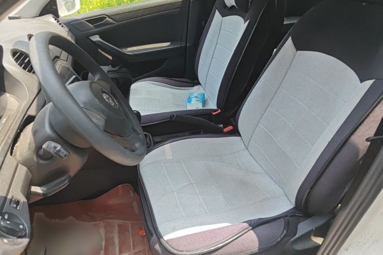 Used Volkswagen Jetta 2015 1.4L Manual Fashion Model Left Front Seat