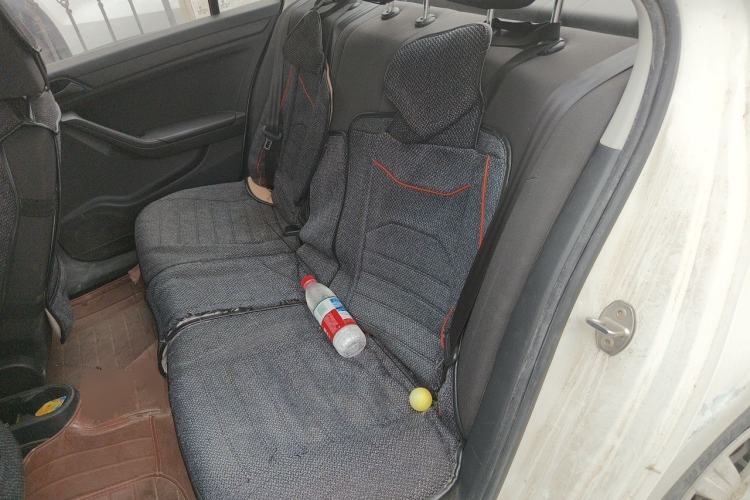 Used Volkswagen Jetta 2015 1.6L Manual Fashion Edition Left Rear Seat