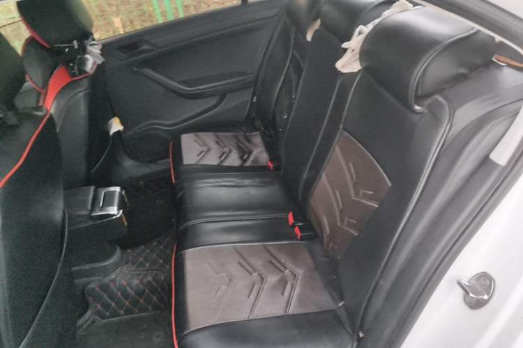 Used Volkswagen Jetta 2015 1.6L Manual Fashion Edition Left Rear Seat