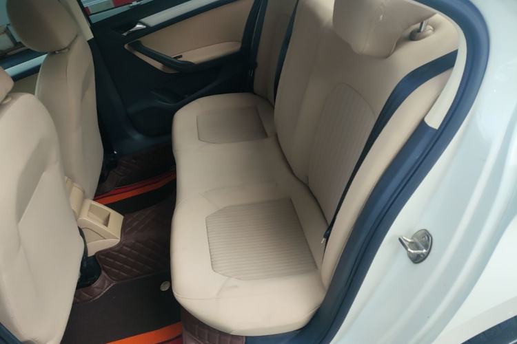 Used Volkswagen Jetta 2015 1.6L Manual Comfort Model Left Rear Seat