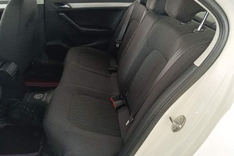 Used Volkswagen Jetta 2015 1.6L Manual Comfort Model Left Rear Seat