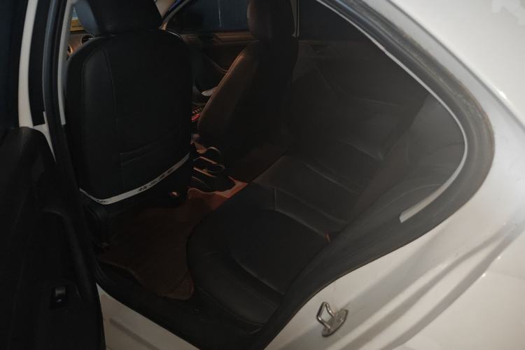 Used Volkswagen Jetta 2015 1.6L Manual Fashion Edition Left Rear Seat