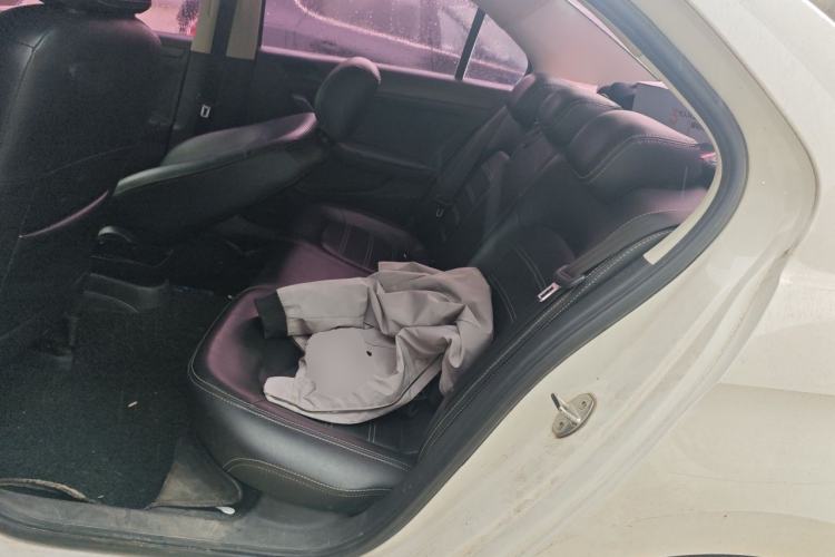 Used Volkswagen Jetta 2015 1.6L Manual Fashion Edition Left Rear Seat