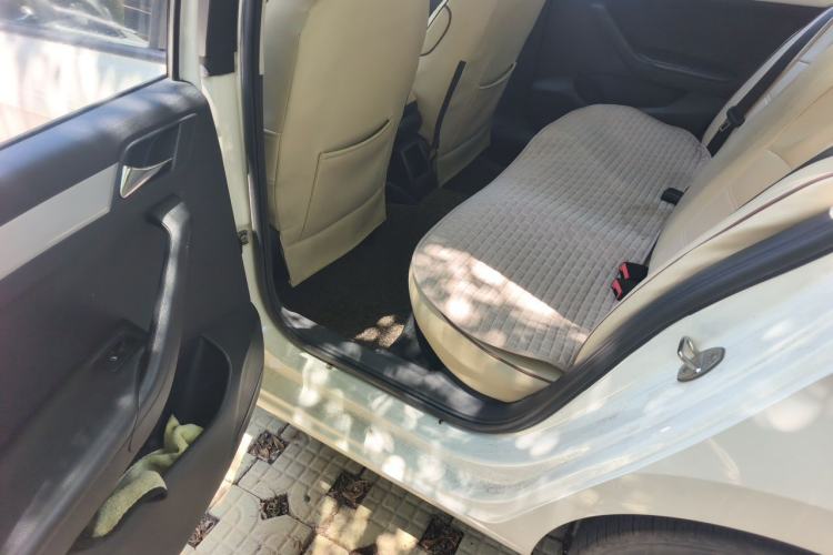 Used Volkswagen Jetta 2015 1.6L Automatic Comfort Model Left Rear Seat