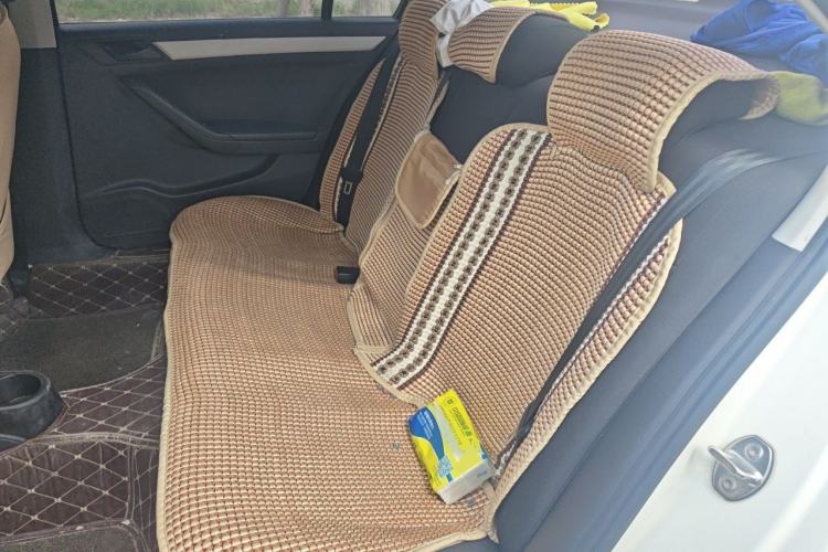 Used Volkswagen Jetta 2015 1.4L Manual Fashion Model Left Rear Seat