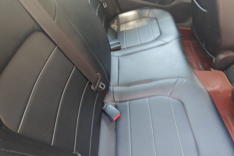 Used Volkswagen Jetta 2015 Zhihui Edition 1.4L Manual Comfort Model Left Rear Seat