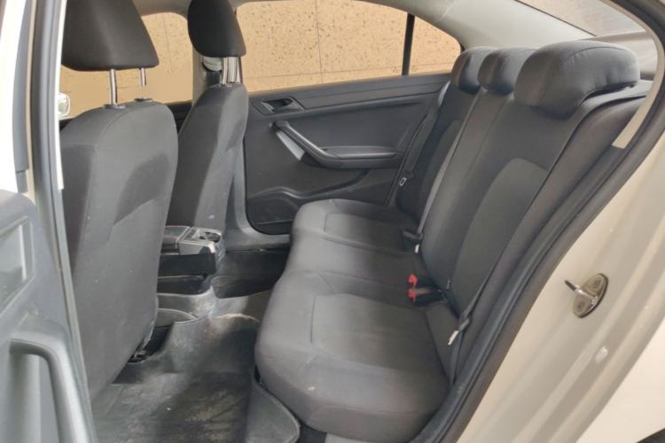 Used Volkswagen Jetta 2015 Value Edition 1.6L Manual Fashionable Style Left Rear Seat