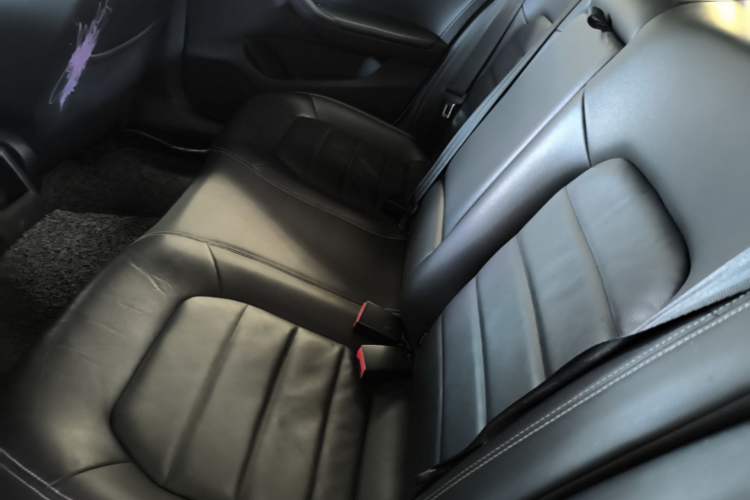 Used Volkswagen Jetta 2015 1.4L Manual Comfort Model Left Rear Seat