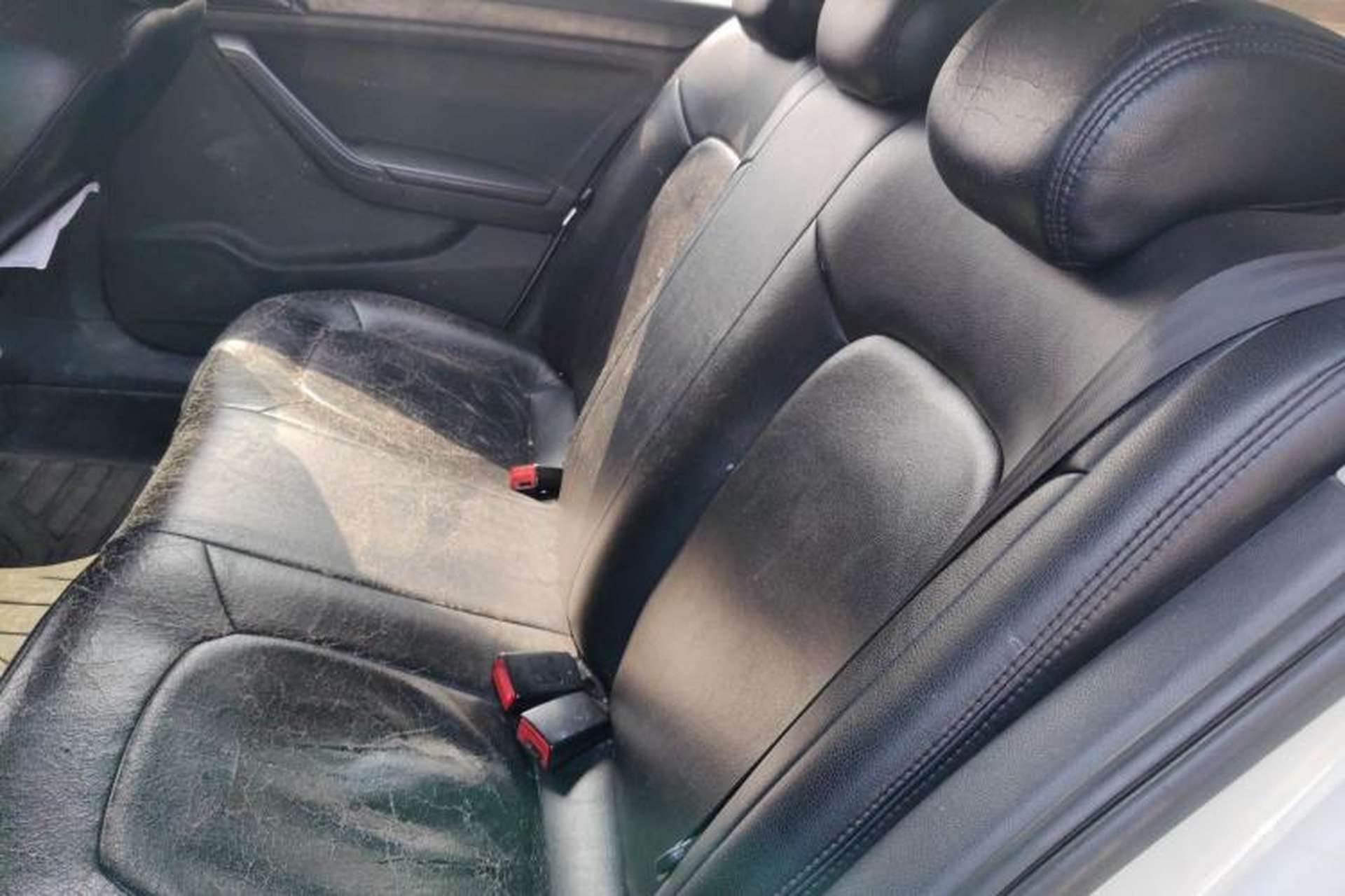 Used Volkswagen Jetta 2015 Value Edition 1.6L Manual Fashionable Style Left Rear Seat