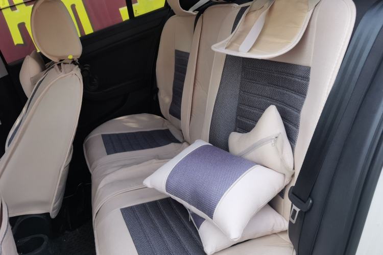 Used Volkswagen Jetta 2015 Zhuihui Edition 1.4L Manual Fashion Model Left Rear Seat
