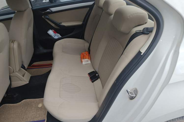 Used Volkswagen Jetta 2015 1.6L Manual Comfort Model Left Rear Seat