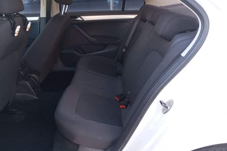 Used Volkswagen Jetta 2015 1.6L Manual Comfort Model Left Rear Seat