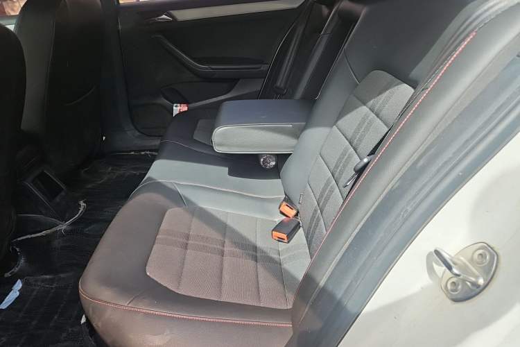 Used Volkswagen Jetta 2015 1.4TSI Automatic Sport Model Left Rear Seat