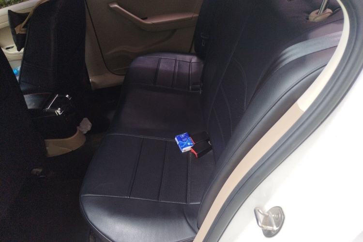 Used Volkswagen Jetta 2015 1.6L Automatic Fashion Model Left Rear Seat