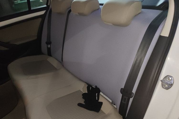 Used Volkswagen Jetta 2015 1.6L Manual Comfort Model Left Rear Seat