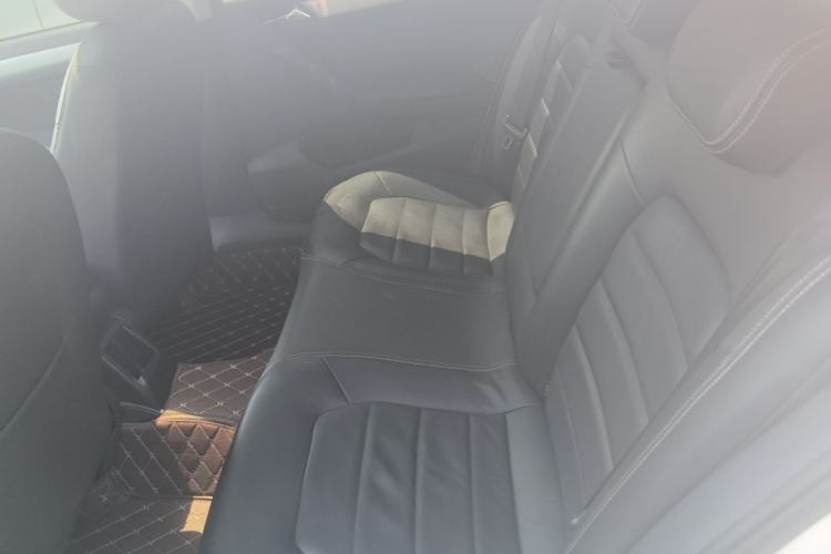 Used Volkswagen Jetta 2015 1.6L Automatic Luxury Model Left Rear Seat