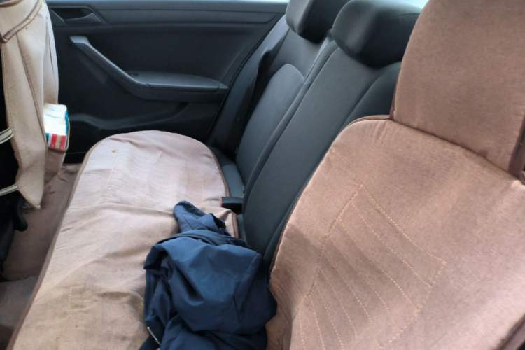 Used Volkswagen Jetta 2015 1.6L Manual Fashion Edition Left Rear Seat