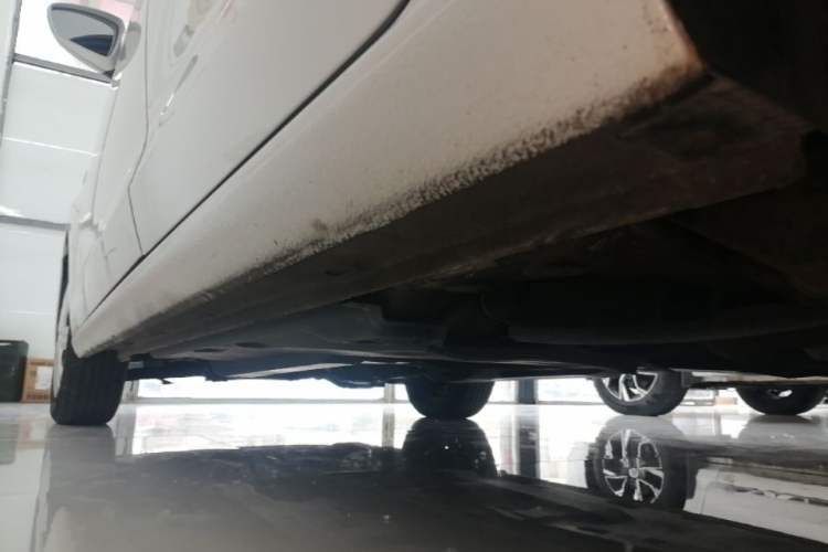 Used Volkswagen Jetta 2015 1.4L Manual Fashion Model Left Side Sill