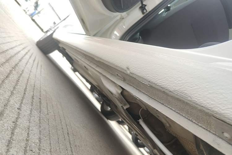 Used Volkswagen Jetta 2015 1.6L Automatic Comfort Model Left Side Sill