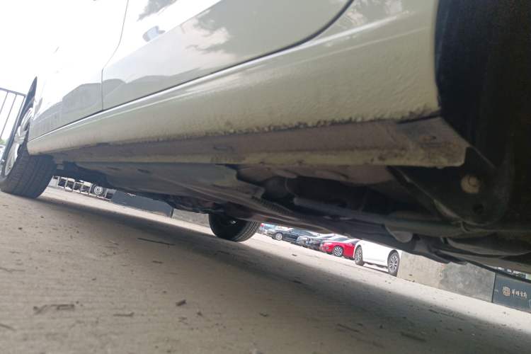 Used Volkswagen Jetta 2015 1.6L Manual Fashion Edition Left Side Sill