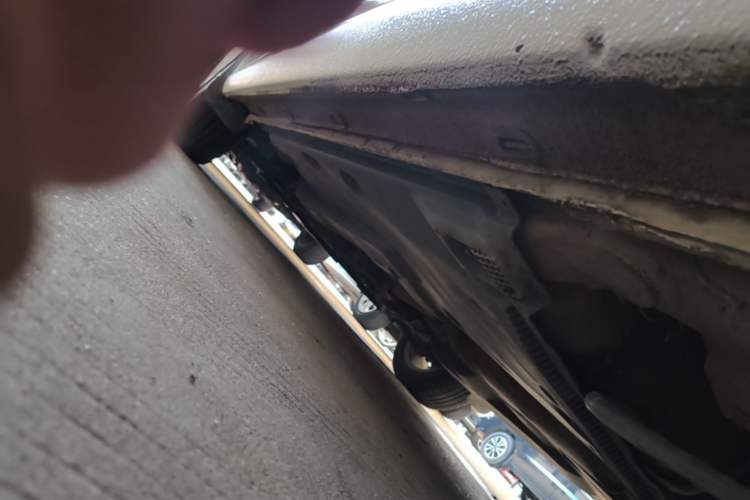 Used Volkswagen Jetta 2015 1.4L Manual Comfort Model Left Side Sill